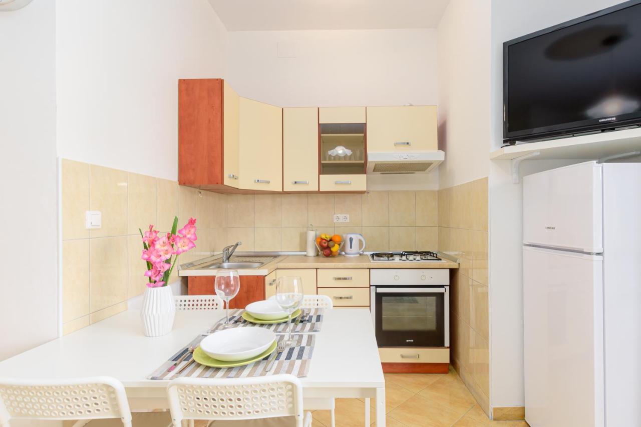 Apartmani Vita, Liznjan - Apartman 2 외부 사진